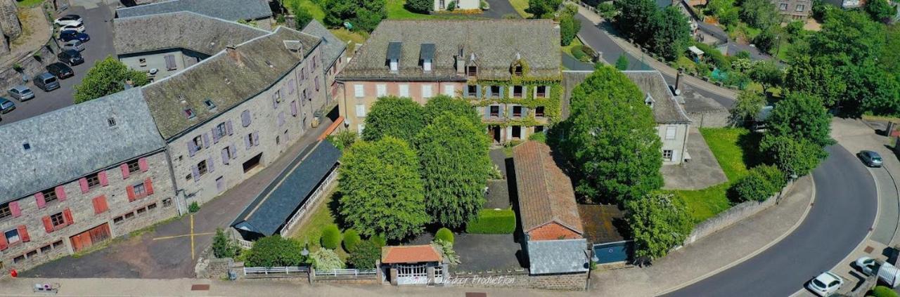 Les Tilleuls Besse-et-Saint-Anastaise Exterior photo
